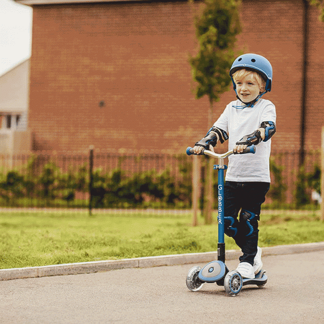 Children’s protectors XXS - up to 25 kg.