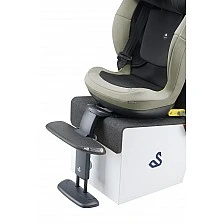 Universal footrest for Swandoo car seat