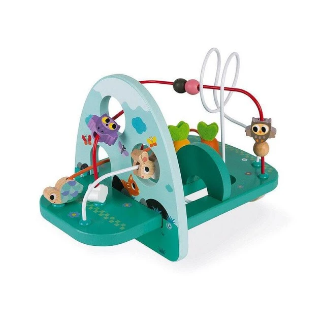 Wooden string with animals