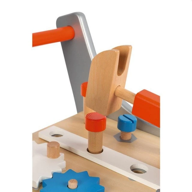 Brico Kids wooden workshop on wheels