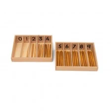 Nowa Szkola Montessori spindles, in a box