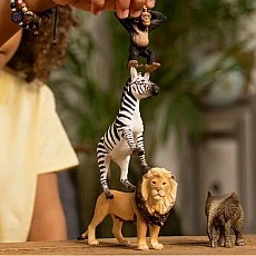 Collectible figurines