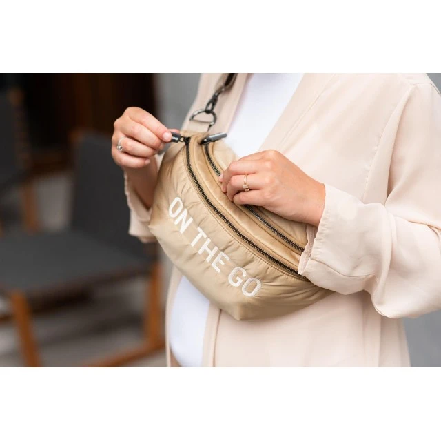 Чанта за кръста banana bag on the go hip bag - бежов шушляк