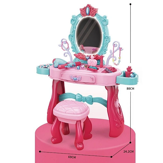 Beauty Studio with Princess Chair