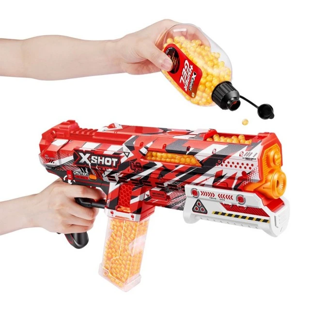 X Shot HYPER GEL blaster with gel balls Clutch
