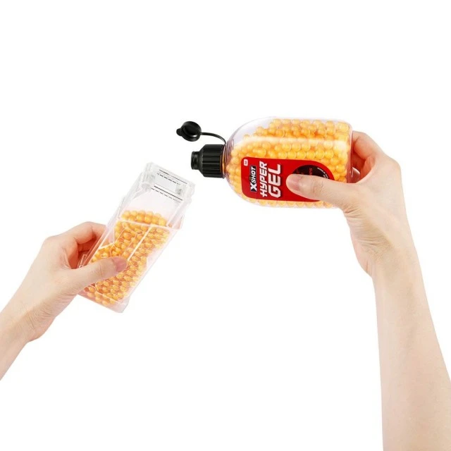 X Shot HYPER GEL blaster with gel balls Clutch