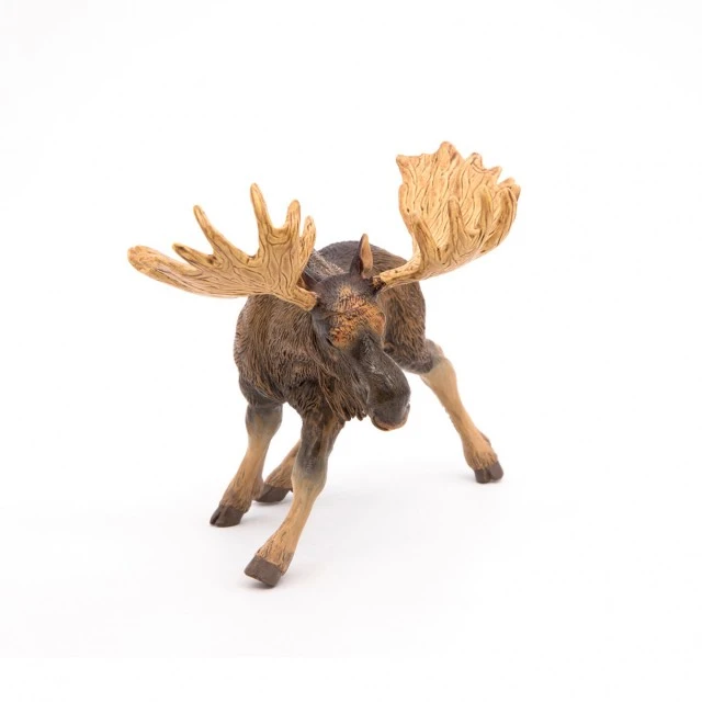 American moose figurine