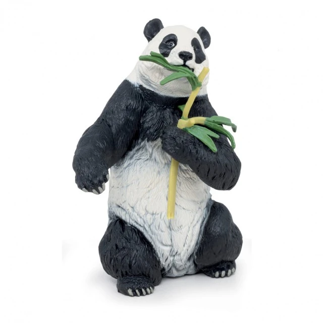 Фигурка панда яде бамбук