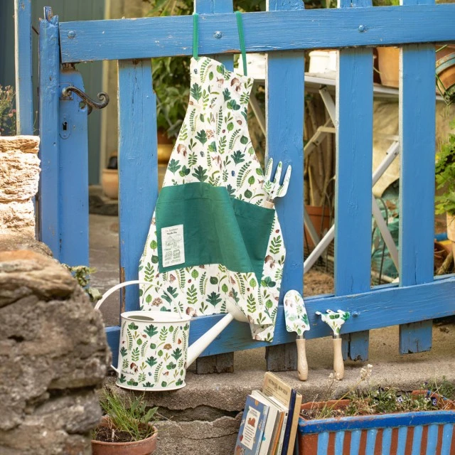 Apron in the garden