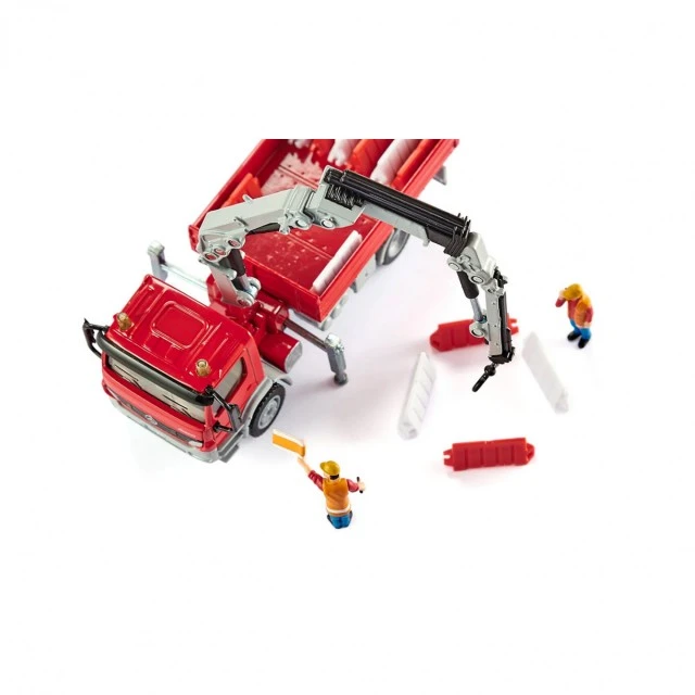 Mercedes truck with crane