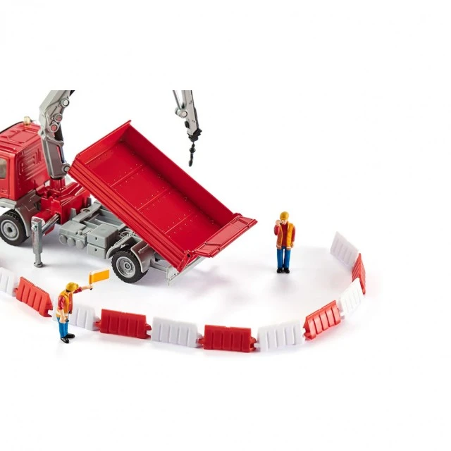 Mercedes truck with crane