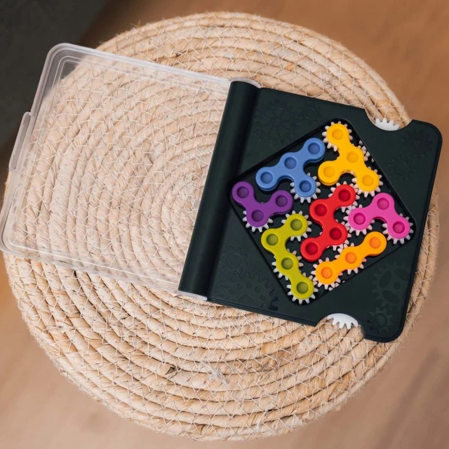 Puzzle game IQ gears