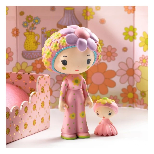 Rose and her room figurine