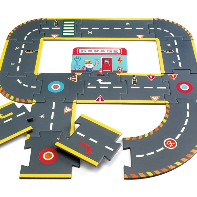 Пъзел гигант вселената на Crazy motors