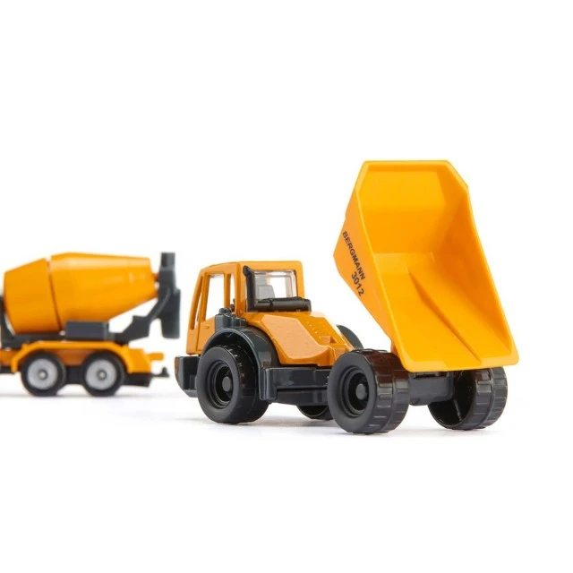 Toy construction machinery