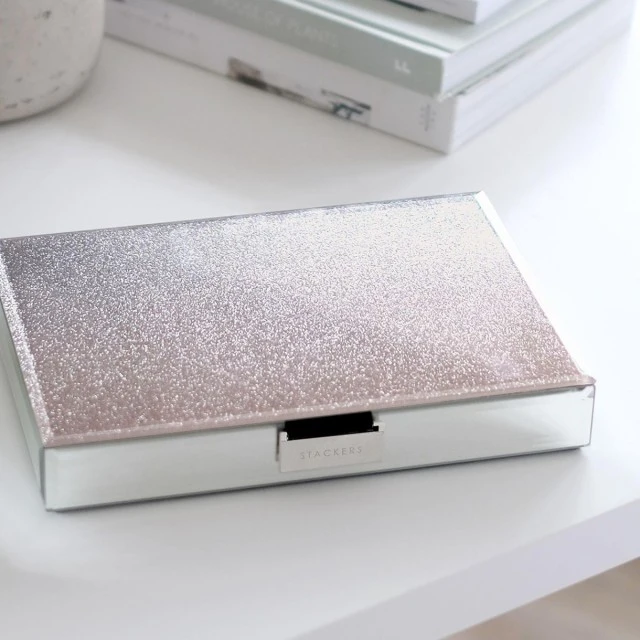 Jewelry box with lid Color pink