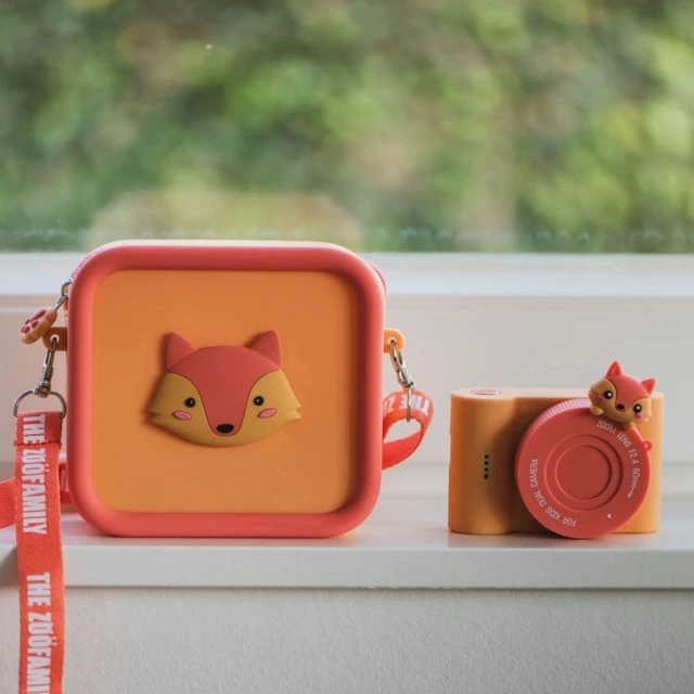 Children’s camera with touchscreen Fox motif