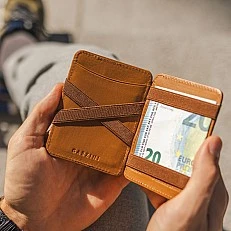 Urban Magic Wallet Cognac color