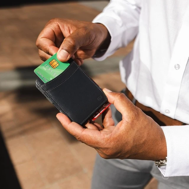 Urban Magic Wallet Color black