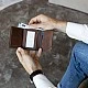 Портфейл Trifold с джоб за монети и 10 карти Цвят кафяво