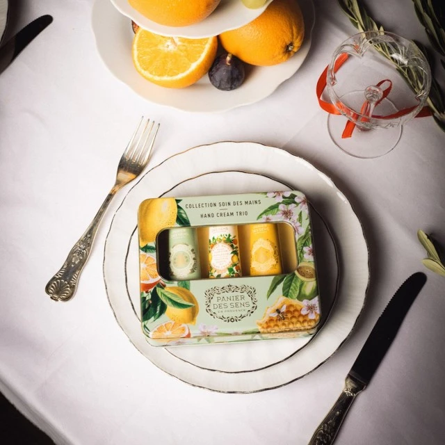 Set of 3 hand creams 30ml. honey, almond, provence