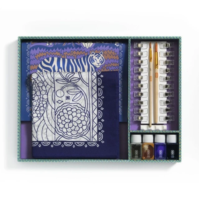 Atelier 10 silk painting