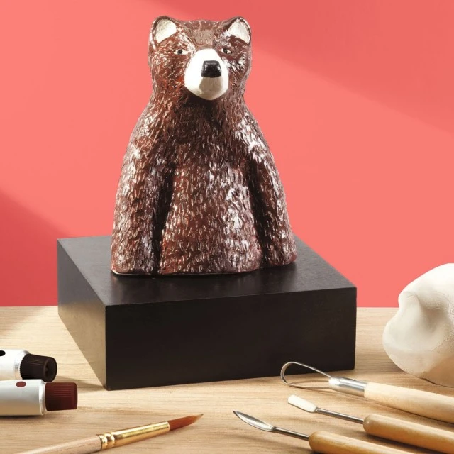 Atelier 84 clay modeling bear