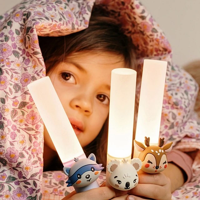 Children's lamp with magnet THE ZOOFAMILY Raccoon motif