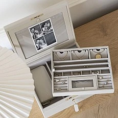 Луксозна кутия за бижута Memento с фоторамка Stackers Цвят бежово