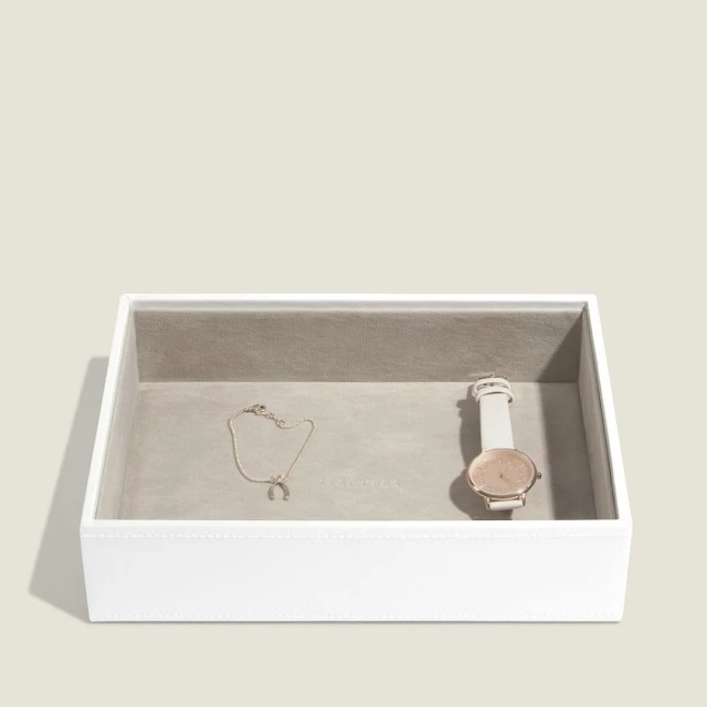Deep jewelry box Color white
