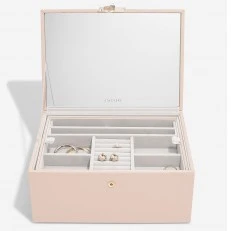 Luxury jewelry box with lid Color light pink
