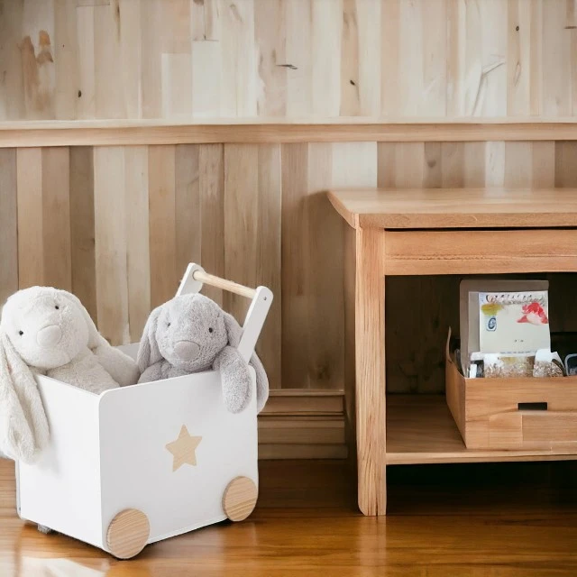 Детска Кутия за Играчки GINGER HOME  с Колелца и Дръжка за Бутане, Дървена, Бяла, 38х45х54 см.
