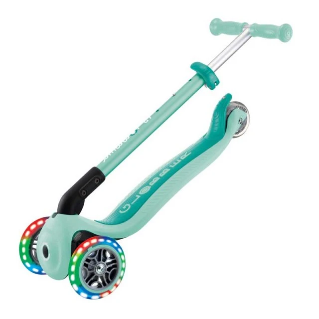 Folding scooter GLOBBER PRIMO FOLDABLE LIGHTS - mint green