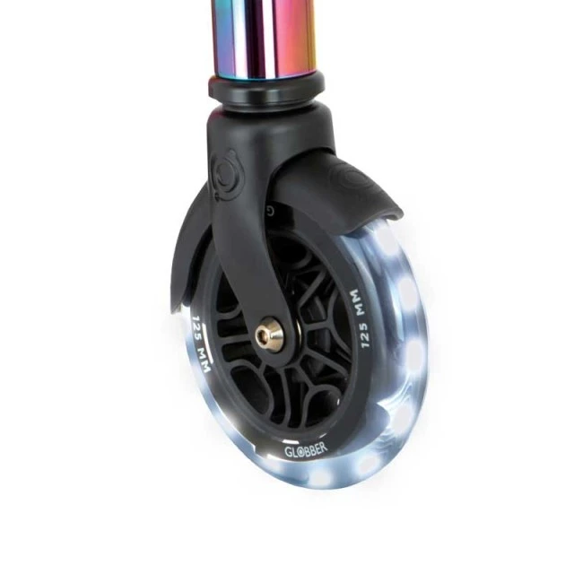 Aluminum children’s scooter GLOBBER FLOW ELEMENT LIGHTS - neochrome
