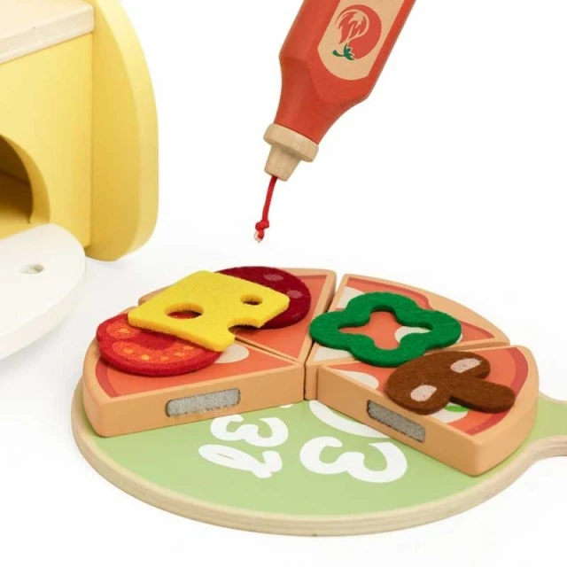 Wooden children’s pizza oven with accessories