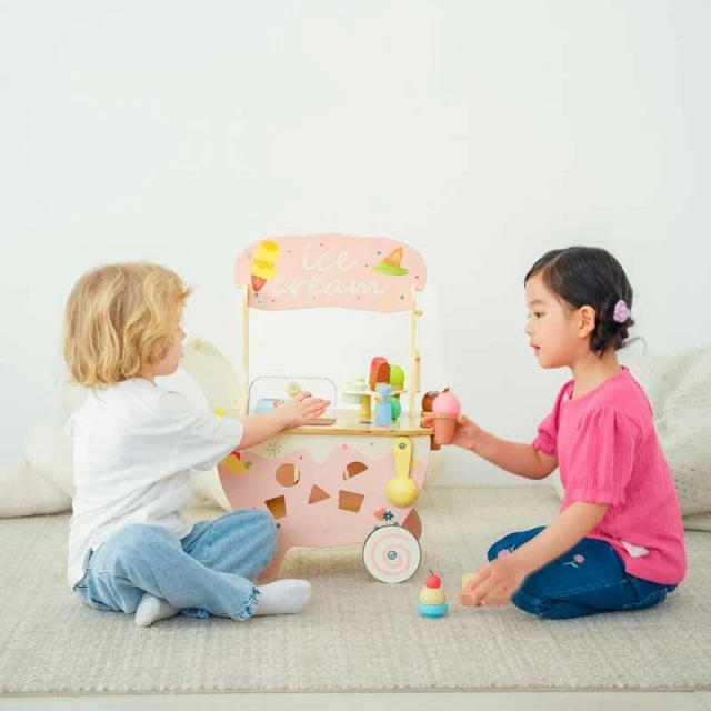 Classic World wooden ice cream cart for children