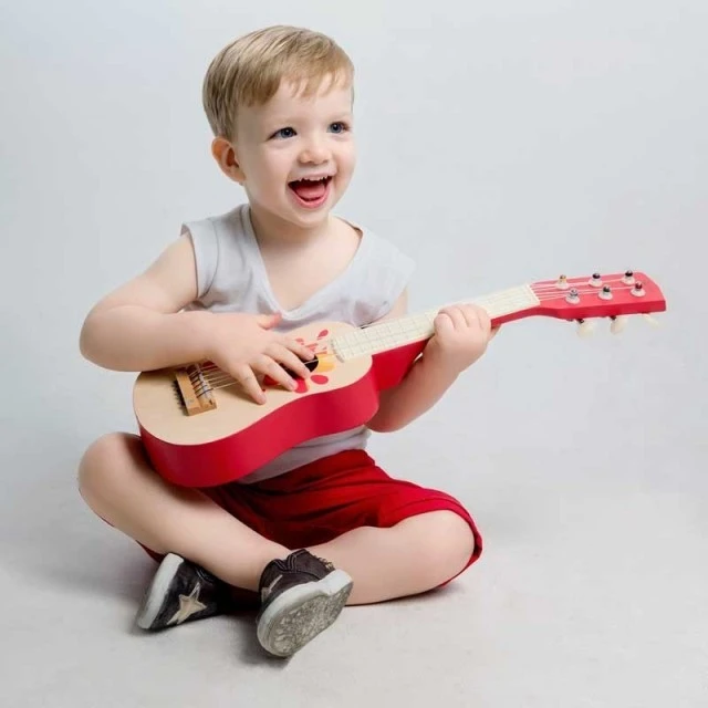 Children’s wooden guitar - Star