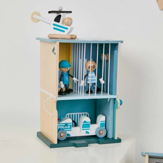 Children's wooden police station with accessories Classic World