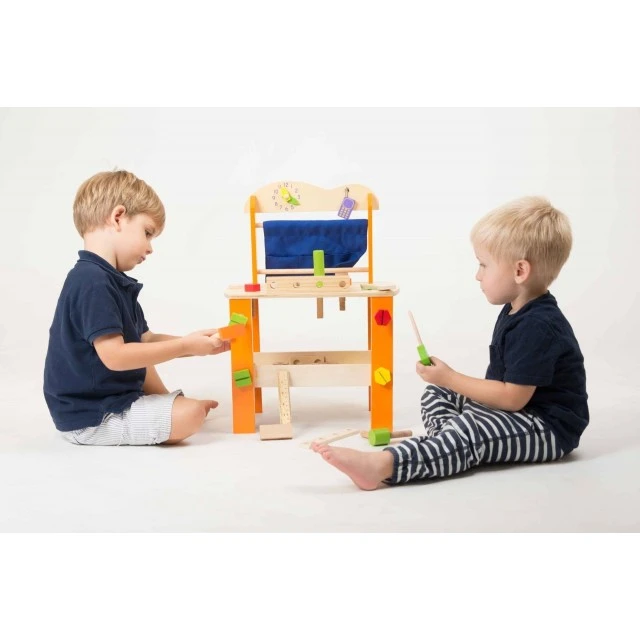 Children’s workshop with tools