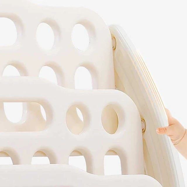 Combined children’s bookshelf for books and toys - red
