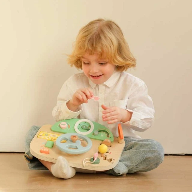 Multifunctional wooden steering wheel Classic World with activities for children over 2 years old