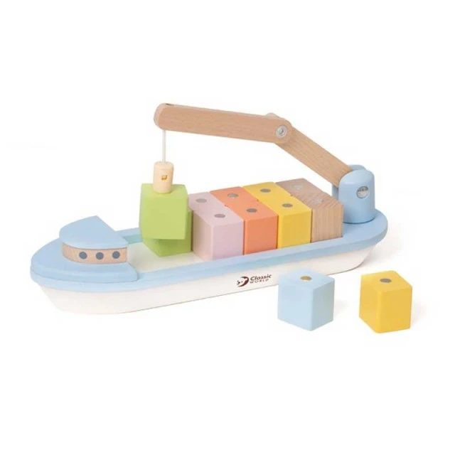 A fun children’s dexterity game with wooden blocks - Ship