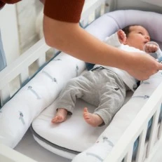 Doomoo Дишаща подложка за гнездо Cocoon