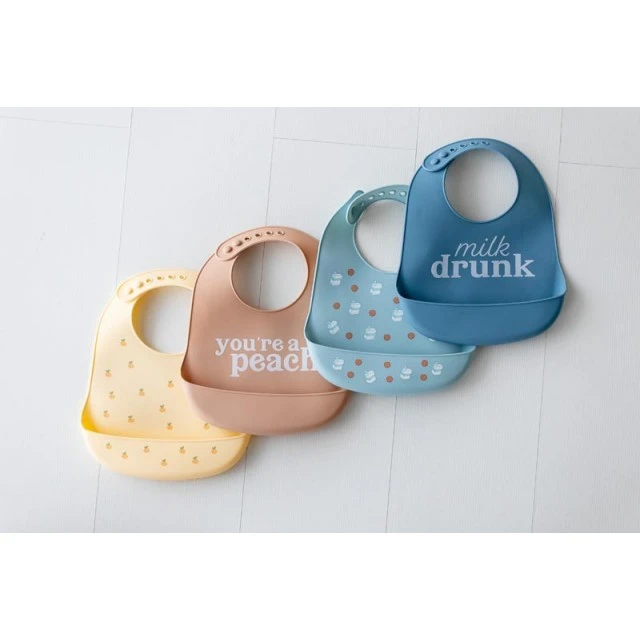 Pearhead Set of 2 silicone bibs - Milk Drunk