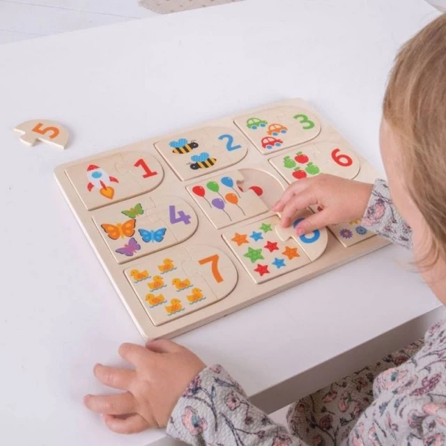 Wooden puzzle Matching