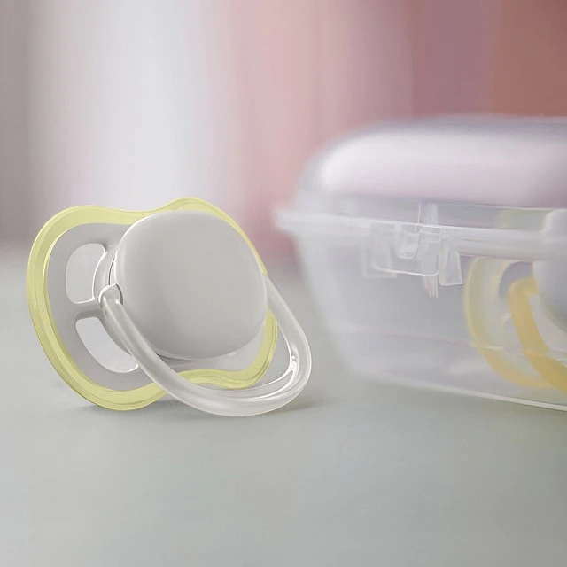 Pacifiers Ultra Air 0m+ white and yellow