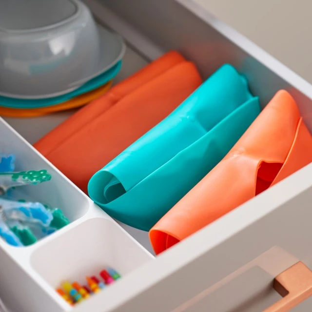 Tommee Tippee roll-up bib 6m+, orange