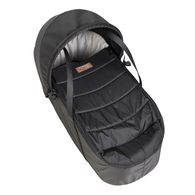 Кош за новородено със сенник Cocoon