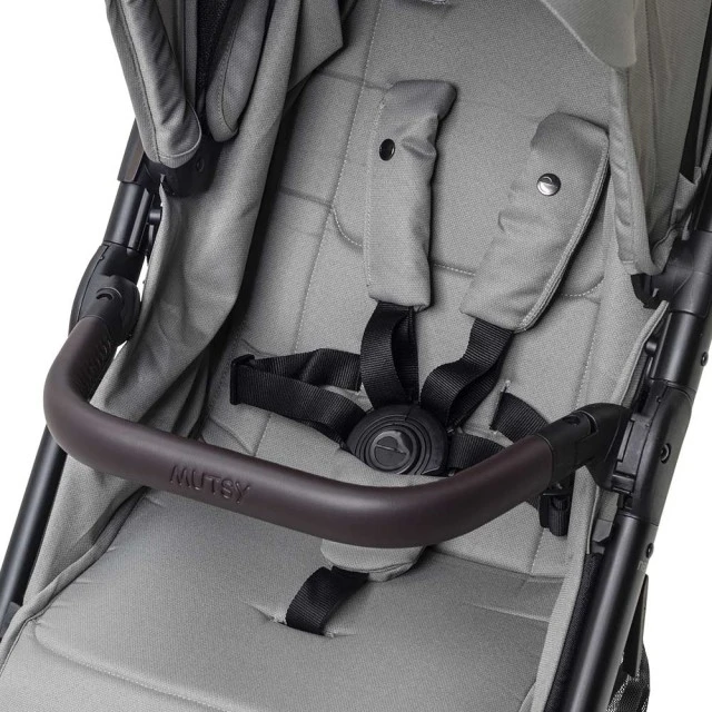 Mutsy NEXO Concrete Melange stroller
