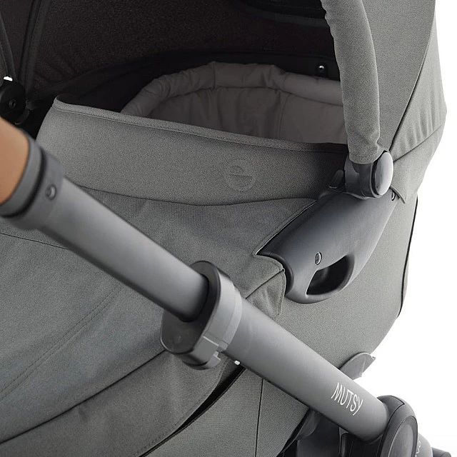 Mutsy EVO Discovery Moss PACK Chassis with seat + Bassinet for newborn
